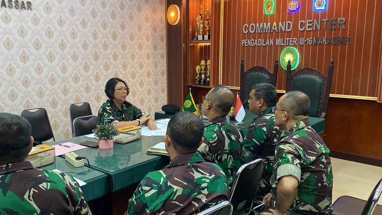 Kepala Pengadilan Militer Tinggi III Surabaya Pimpin Pembinaan dan Pengawasan di Pengadilan Militer III-16 Makassar